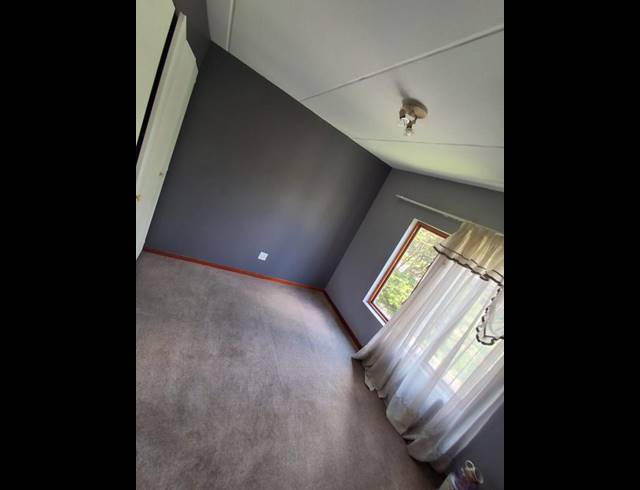 3 BEDROOM PROPERTY TO RENT IN WINCHESTER HILLS